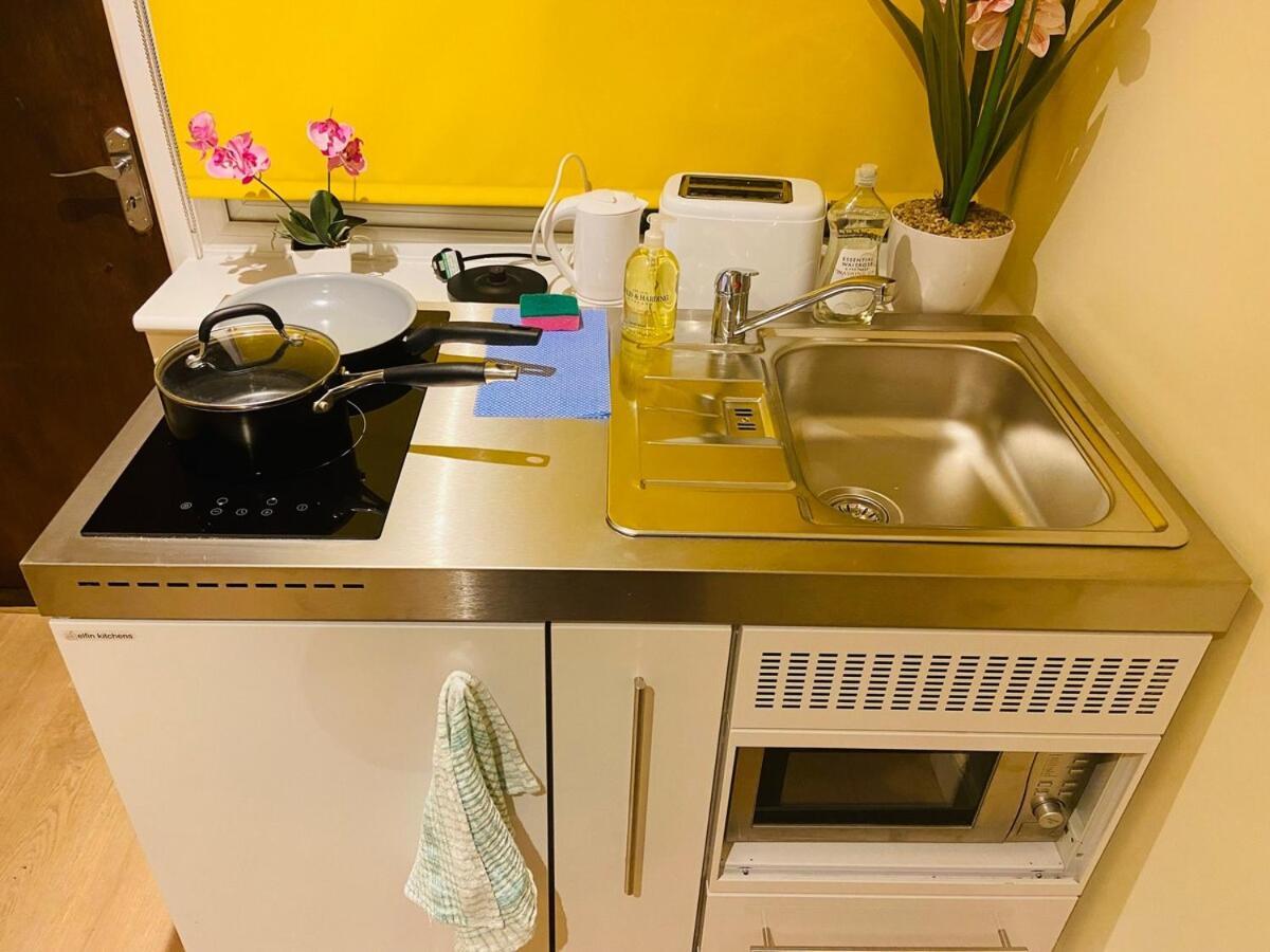 New Snug Doubleensuite In Central Форест-Роу Екстер'єр фото